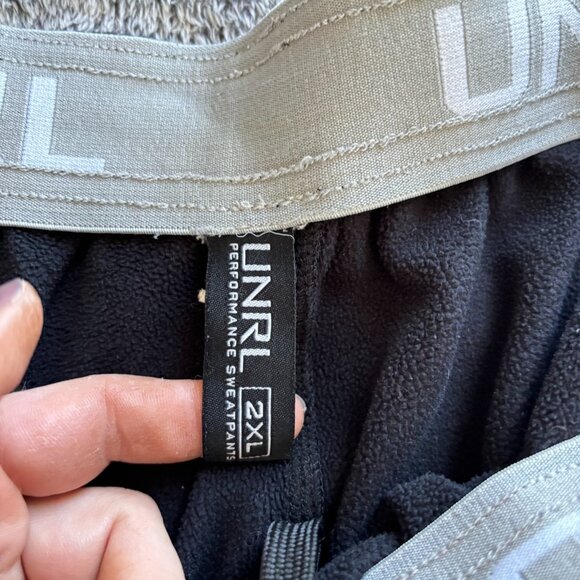 UNRL Performance Sweatpants Size 2XL Black Athleisure Pull On Athletic Gym 19171 - Picture 3 of 10